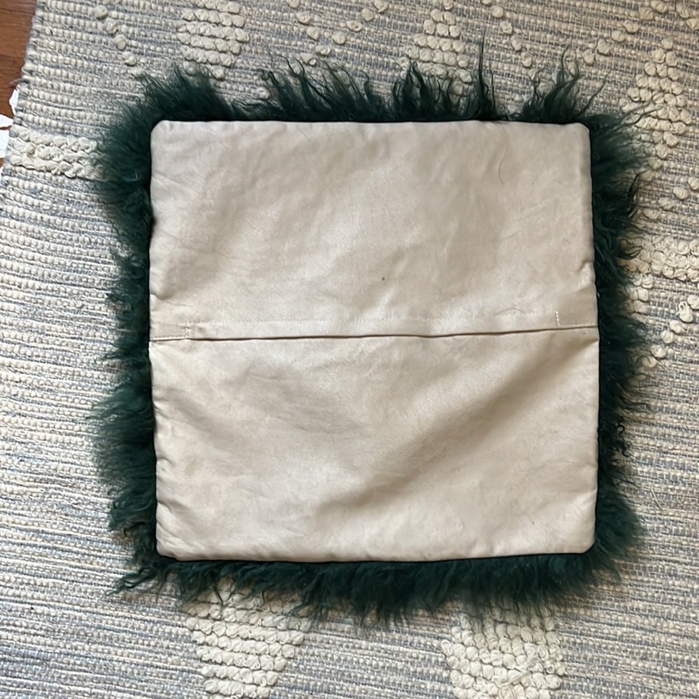 Green Mongolian Fur Pillow Cover Size 20in X 20in - Picture 3 of 4